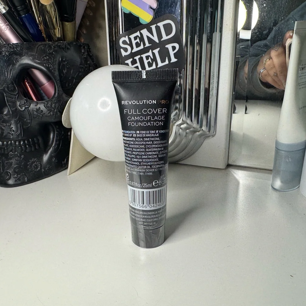 Revolution Pro Full Coverage Camouflage Foundation F6.5